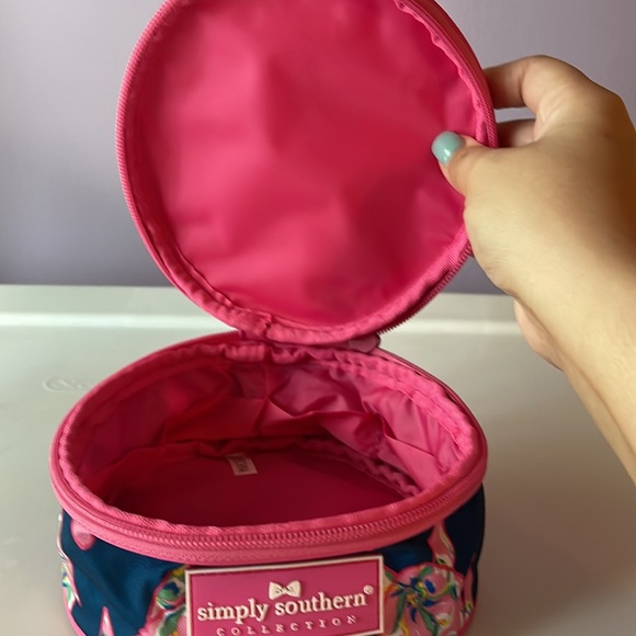 Simply Southern Turtle Jewelry Case, Never Used - Picture 6 of 7